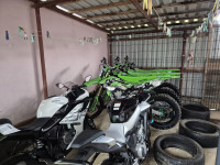 CFmoto 300SR 300 cm3