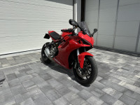 Ducati 950 Abs Supersport 939 cm3 // 2021. god // Novi model //