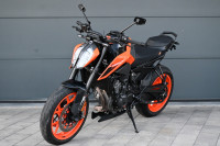 KTM DUKE 790 77 cm3