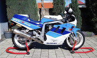 Suzuki GSX 750R 750 cm3