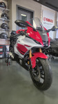 Yamaha YZF-R7 690 cm3