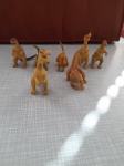 7 gumenih igračaka- dinosauri