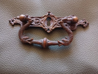 Antikna ukrasna mesing ručka sa utorom za bravicu