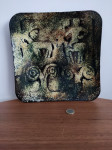 Cetvrtasti ukrasni tanjur, emajl slika