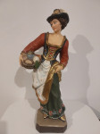 Drvena figura , žena s košarom ( 52 cm , oko 2.3 kg)