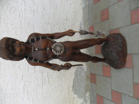 drvena skulptura indijanca-zamjene za starine