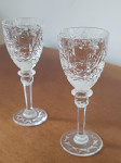Dvije kristalne čaše