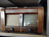 Graetz 51w stari radio lampaš