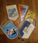 Lot od 5 manjih sportskih zastavica