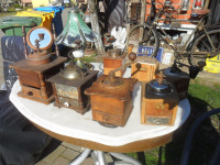 lot starih mlinaca za kavu-zamjene za starine