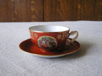 Mala porculanska šalica  *ROMANTIČNA*