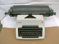 Pisaća mašina Olympia