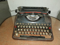 Pisaći stroj Groma Model N iz 1943.g.