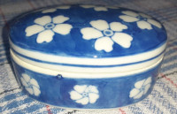 porculan posuda za nakit