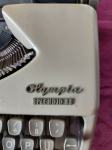 Prodajem pisaću mašinu Olympia Splendid 33