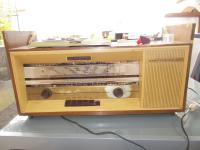 Radio gramofon ispravan