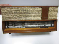 RADIO LAMPAŠ Ei LUXUS, RIJETAK PRIMJERAK (OSIJEK)