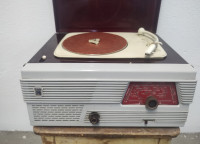 Philips, vintage gramofon s ugrađenim radiom, 1958.g.