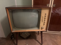 RIZ TV, retro stari televizor