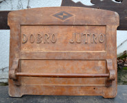 Rustikalni stari stalak za ručnik