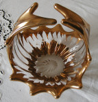 Staklena posudica (za bonbone)