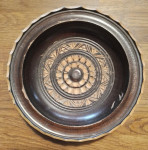 Stara drvena zdjela-rukotvorina