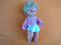 Stara lutka - Djevojčica