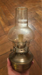 Stara petrolejska lampa