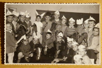 Stara RPPC fotografija Maškare Pioniri Bijele titovke Rijeka 1959