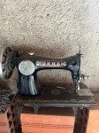 Stara šivaća mašina