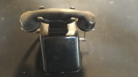 Stari indukcijski telefon