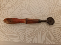 STARI KRUTNI NOŽ ZA TIJESTO!