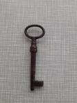 stari metalni ključ