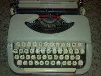 Stari pisači stroj