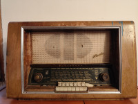 Stari radio Blaupunkt