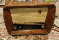 stari radio tesla 58-u