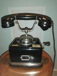 Stari telefon za navijanje