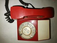 Stari telefon...