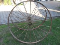 stari veliki metalni kotači- 140cm