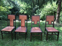 Starinski kožne stolice