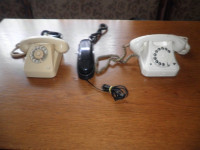 TELEFON STARI 3 KOMADA