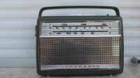 Transistorski radio NORDMENDE Transitia deluxe iz 1962.god.