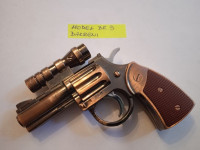 Upaljač i laser pištolj (model br.3) bakreno crna boja