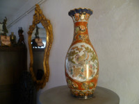 Velika porculanska vaza