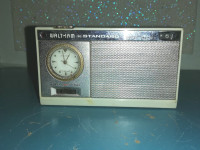 Vintage tranzistor-sat Waltham SR-4000 iz 1964.g.