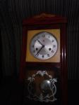 Vintage ispravan zidni sat na navijanje,cijena 70eura