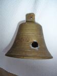 zvono broj 15, bez tučka, rupa od metka, posljedica rata