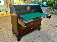 Autentični Talijanski Pisaći Stol (Secretaire) iz Razdoblja 1780. god