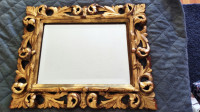 Prelijepo antikno ogledalo - barokni stil sa zlatnim ornamentima