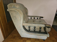 starinska fotelja